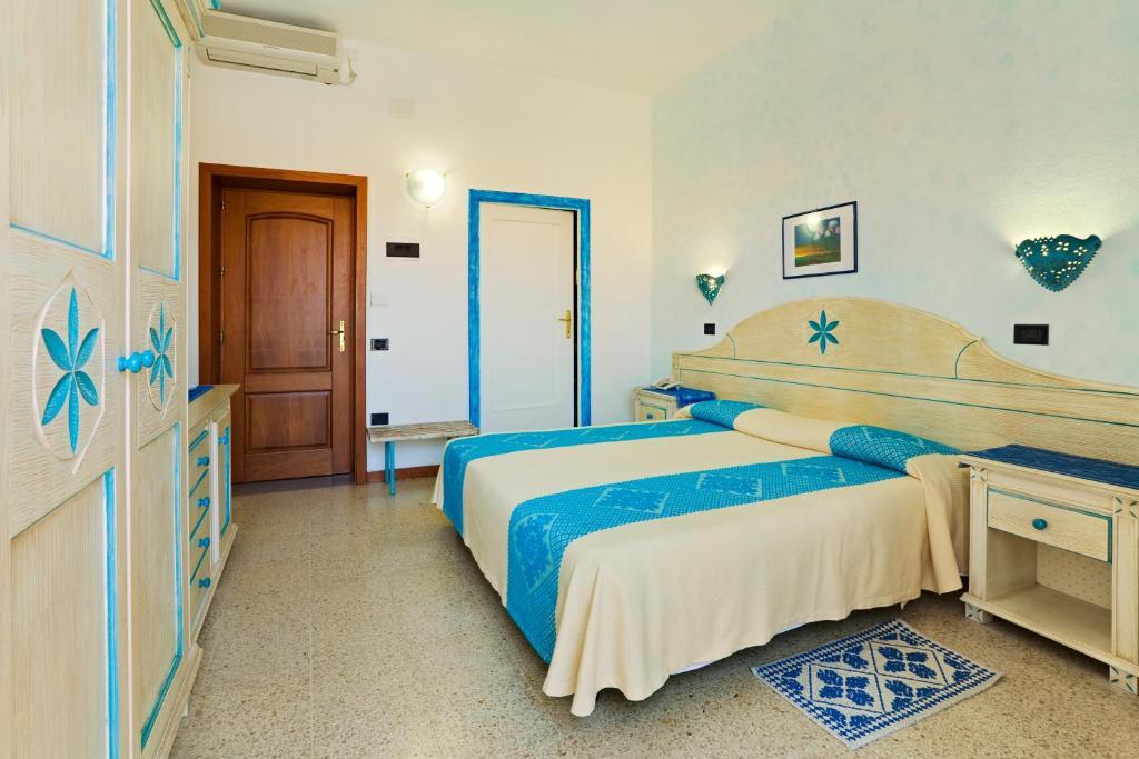 Hotel Moderno Santa Teresa Gallura Bilik gambar